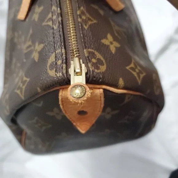 Authentic Classic Louis Vuitton Monogram Canvas Top Handle Bag - Picture 5 of 12